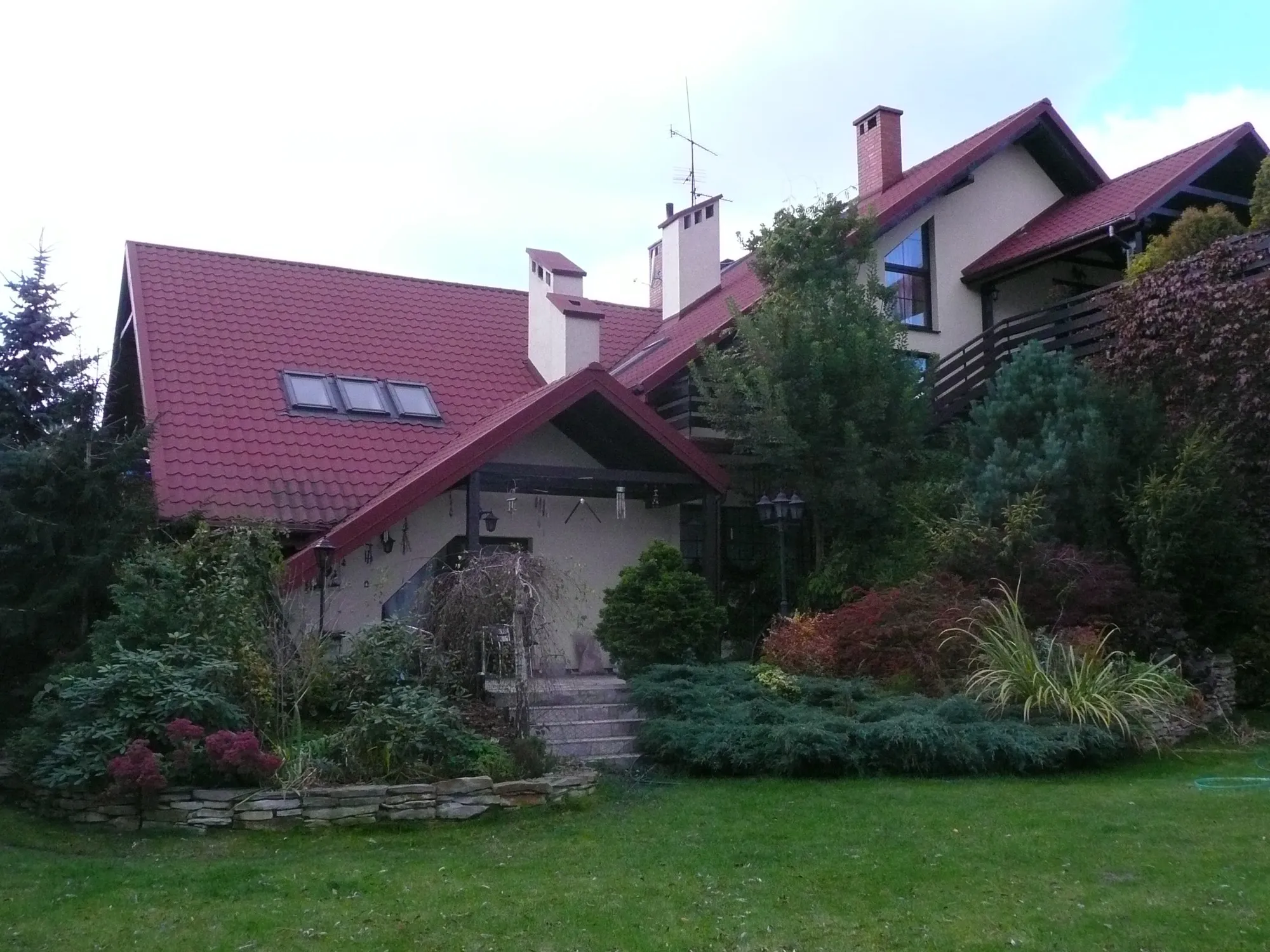 MORENOWA — production building with residential function — Public & commercial buildings (2)